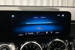 musta Mercedes-Benz EQB 2023 kuva 23.