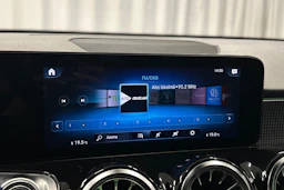 musta Mercedes-Benz EQB 2023 kuva 25.