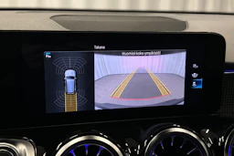 musta Mercedes-Benz EQB 2023 kuva 33.