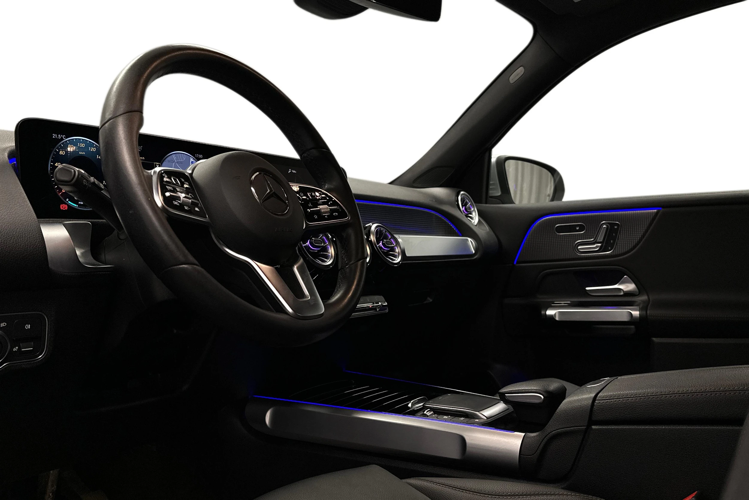 hopea Mercedes-Benz EQB 2023 kuva 6.