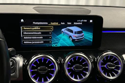hopea Mercedes-Benz EQB 2023 kuva 23.
