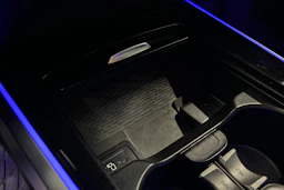 hopea Mercedes-Benz EQB 2023 kuva 33.