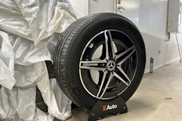 harmaa Mercedes-Benz EQB 2023 kuva 13.