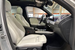 harmaa Mercedes-Benz EQB 2023 kuva 14.