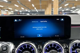 harmaa Mercedes-Benz EQB 2023 kuva 20.