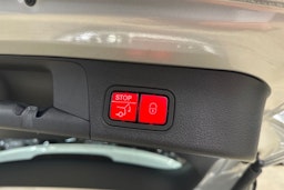 harmaa Mercedes-Benz EQB 2023 kuva 33.