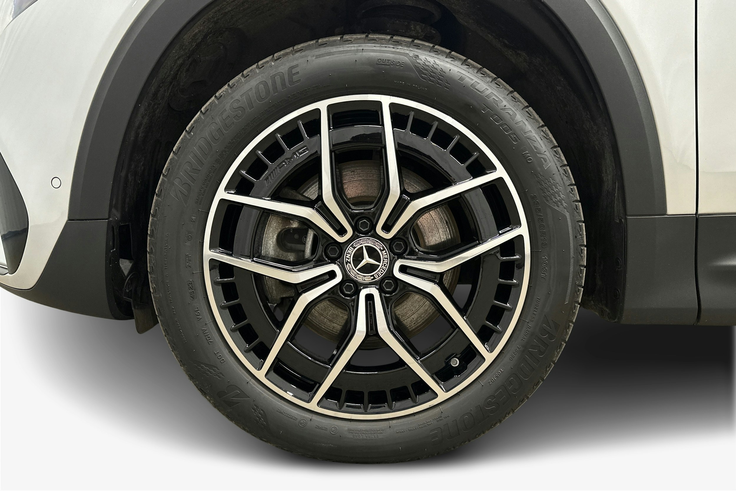 harmaa Mercedes-Benz EQB 2023 kuva 11.