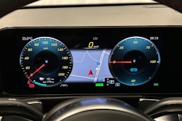 harmaa Mercedes-Benz EQB 2023 kuva 22.