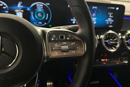 musta Mercedes-Benz EQB 2023 kuva 17.