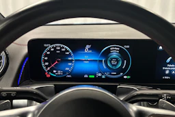 musta Mercedes-Benz EQB 2023 kuva 18.