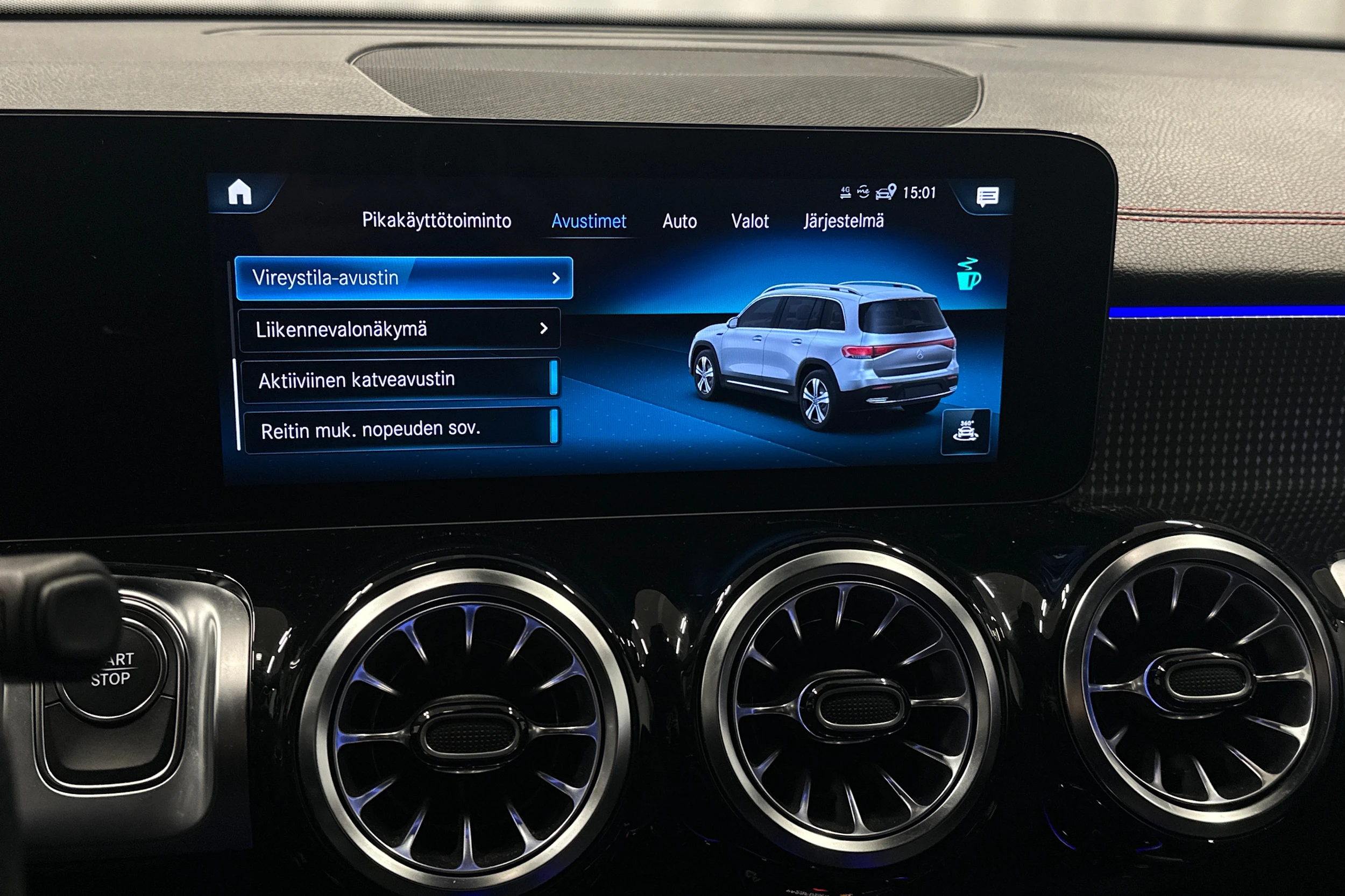 musta Mercedes-Benz EQB 2023 kuva 21.