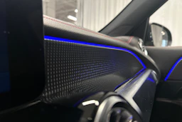 musta Mercedes-Benz EQB 2023 kuva 33.