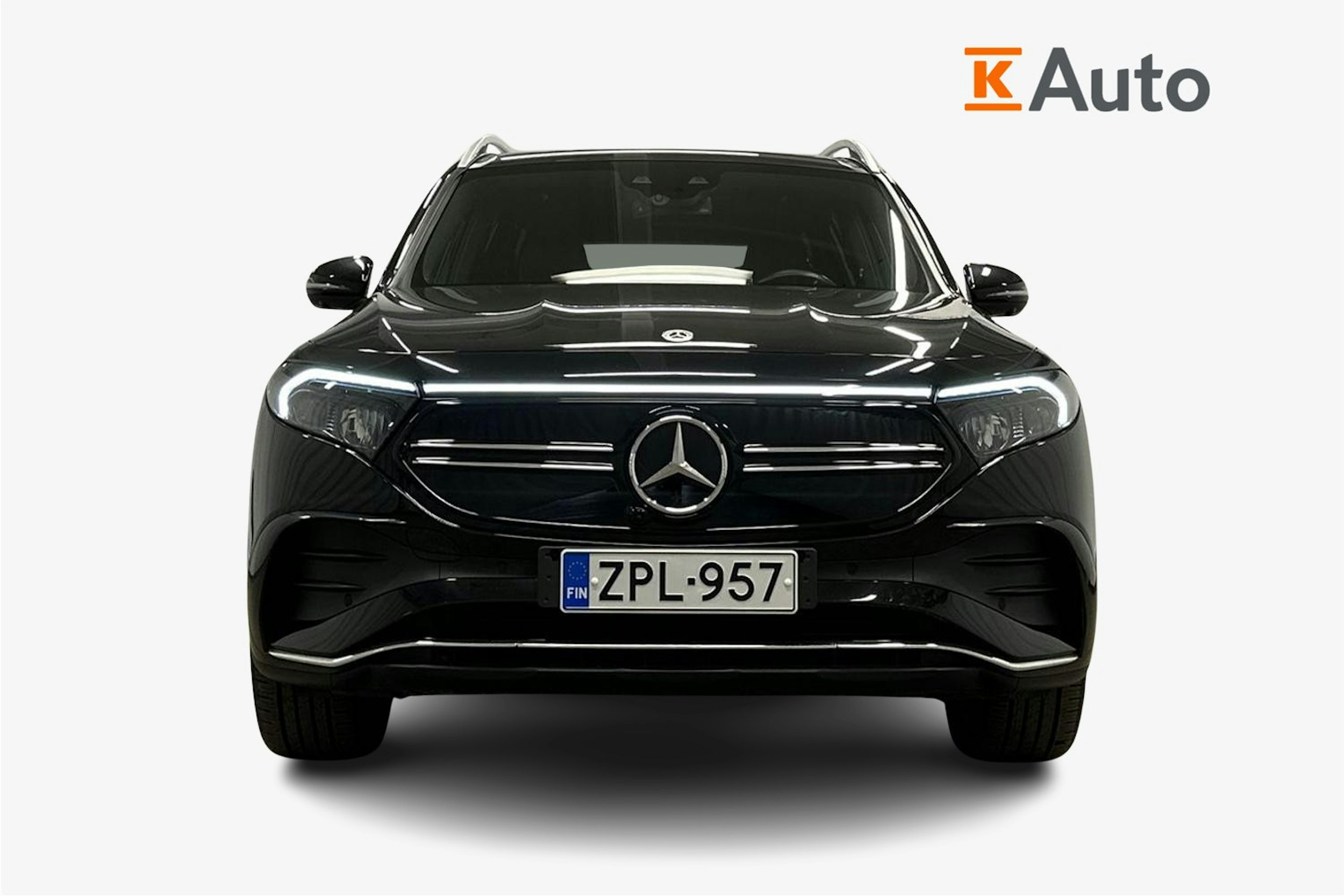 musta Mercedes-Benz EQB 2023 kuva 5.