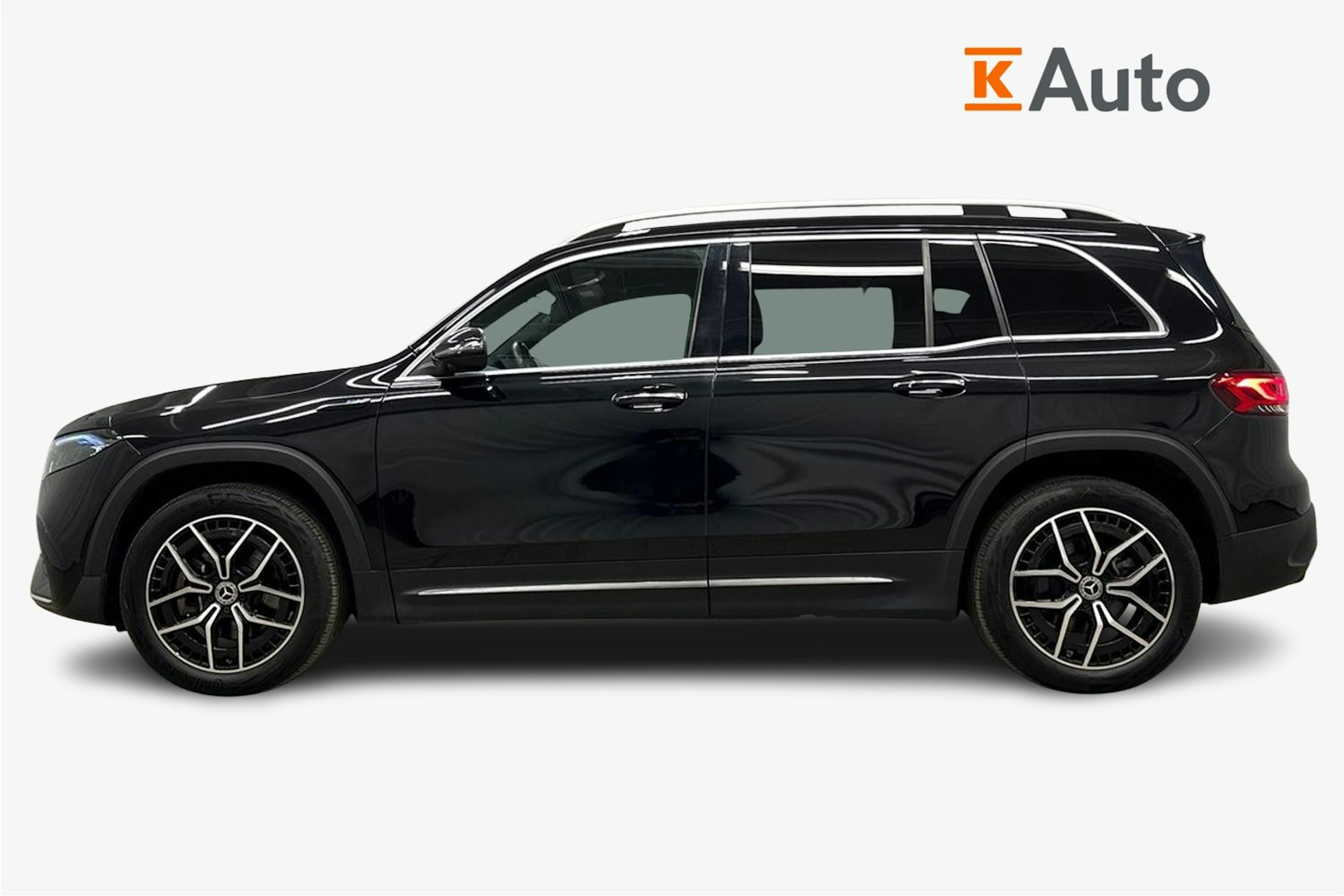 musta Mercedes-Benz EQB 2023 kuva 6.