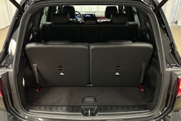 musta Mercedes-Benz EQB 2023 kuva 15.