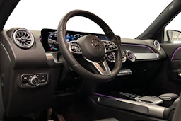 valkoinen Mercedes-Benz EQB 2024 kuva 3.