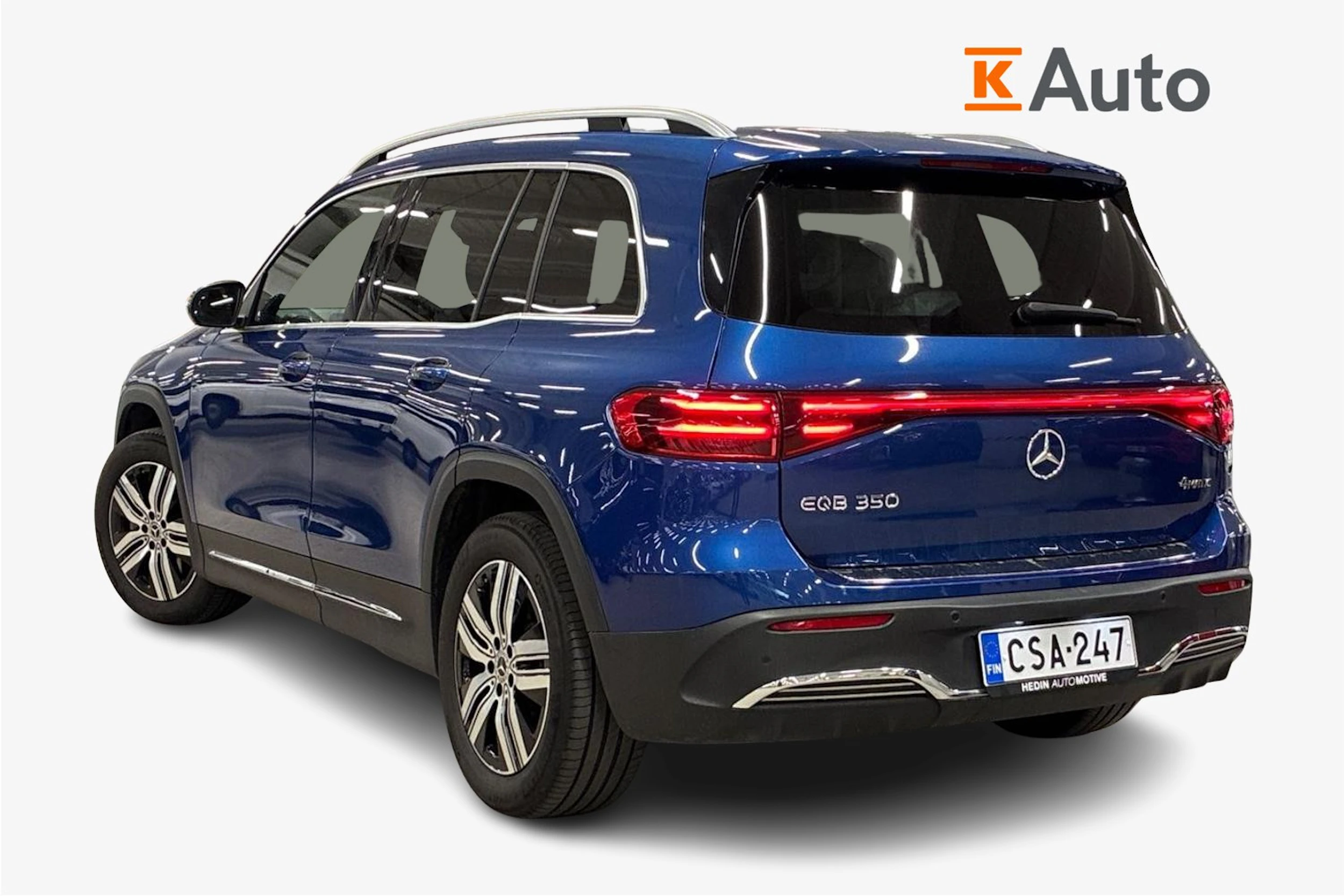 sininen Mercedes-Benz EQB 2024 kuva 2.