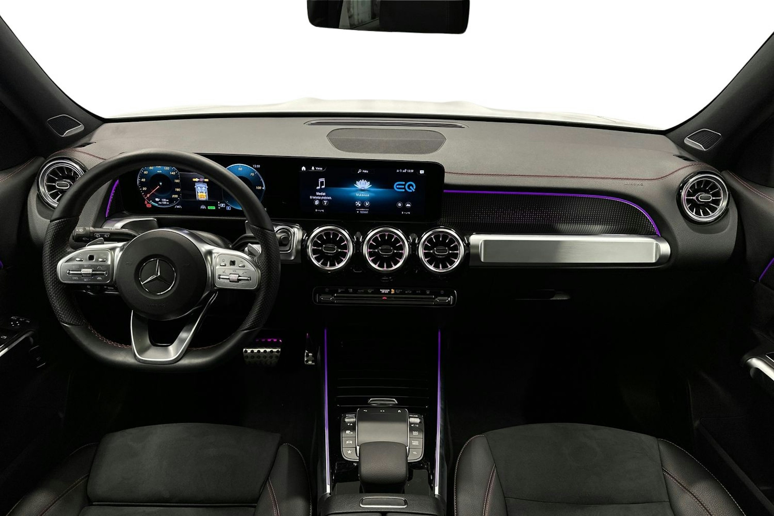 valkoinen Mercedes-Benz EQB 2024 kuva 9.