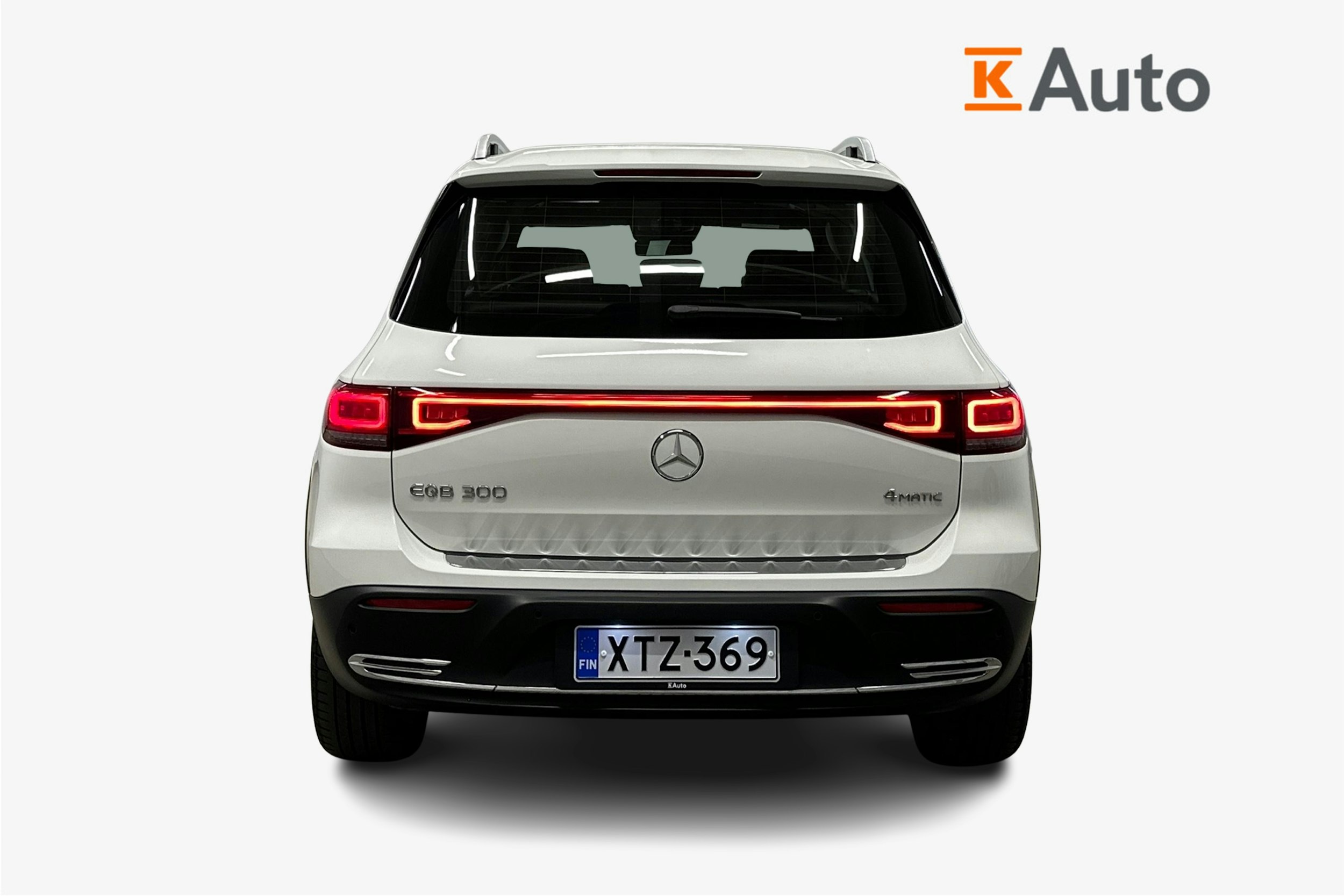 valkoinen Mercedes-Benz EQB 2024 kuva 3.