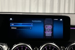 valkoinen Mercedes-Benz EQB 2024 kuva 26.