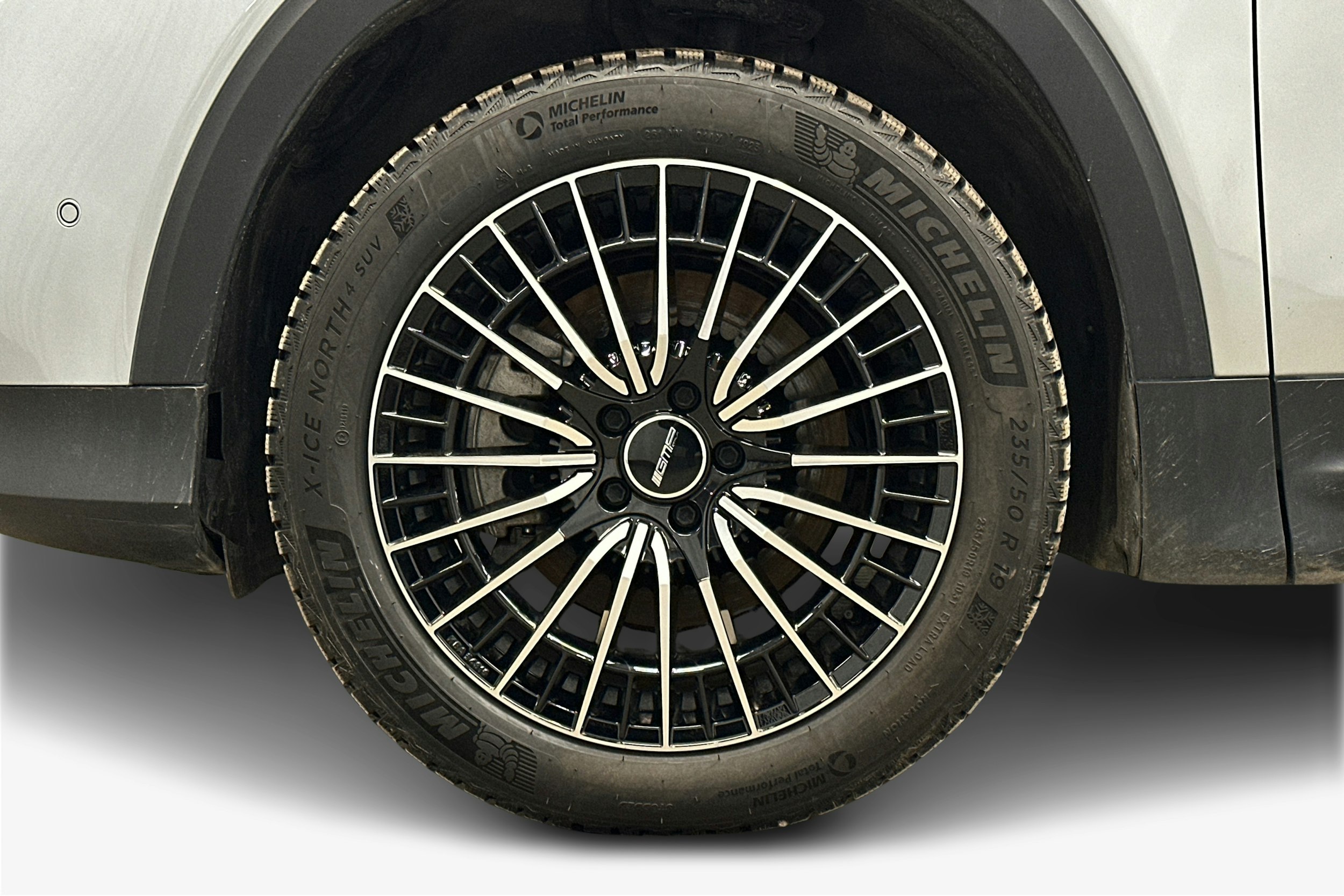 hopea Mercedes-Benz EQB 2024 kuva 11.