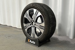 hopea Mercedes-Benz EQB 2024 kuva 13.