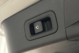 hopea Mercedes-Benz EQB 2024 kuva 16.