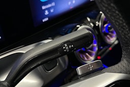 hopea Mercedes-Benz EQB 2024 kuva 23.