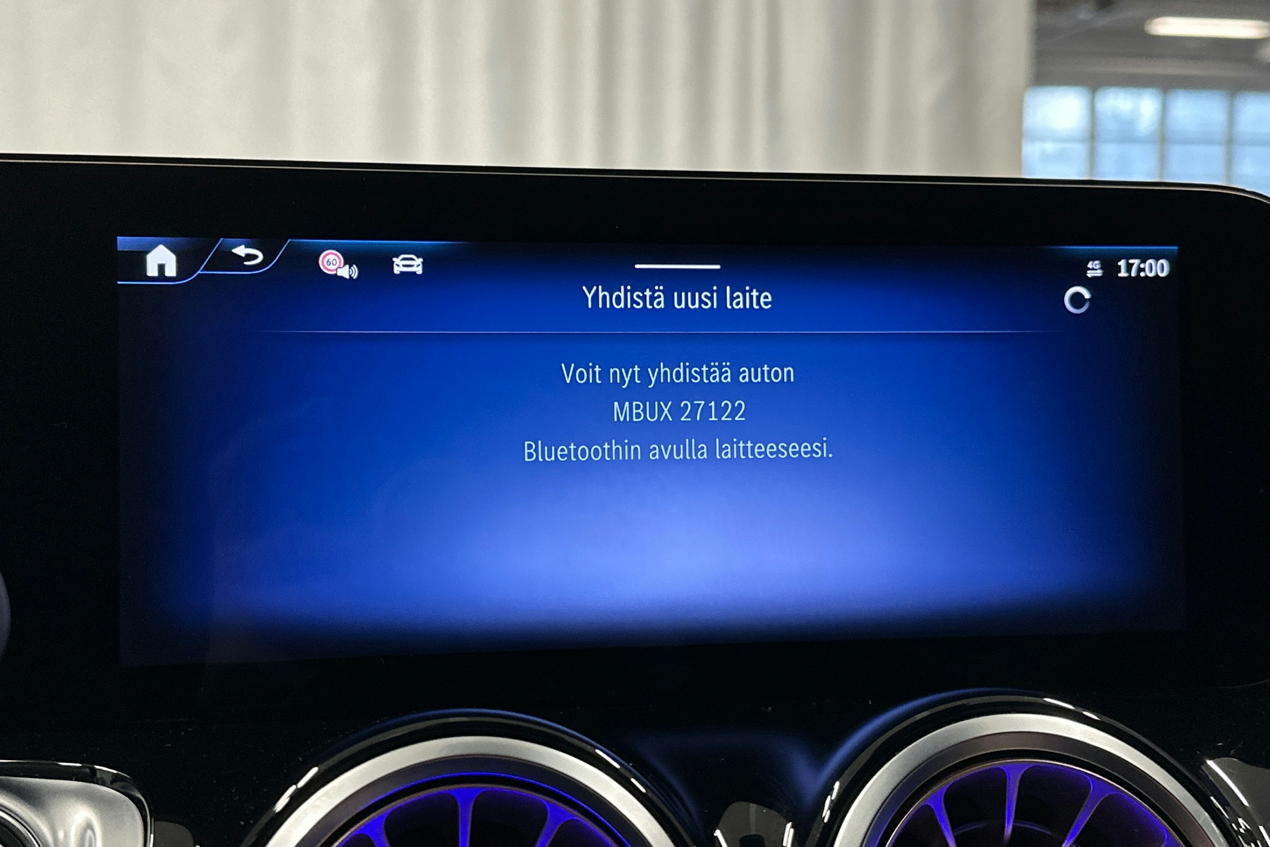 hopea Mercedes-Benz EQB 2024 kuva 26.