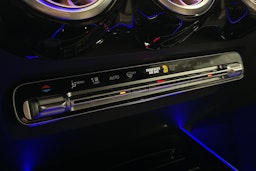 hopea Mercedes-Benz EQB 2024 kuva 32.