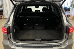 harmaa Mercedes-Benz EQB 2024 kuva 11.