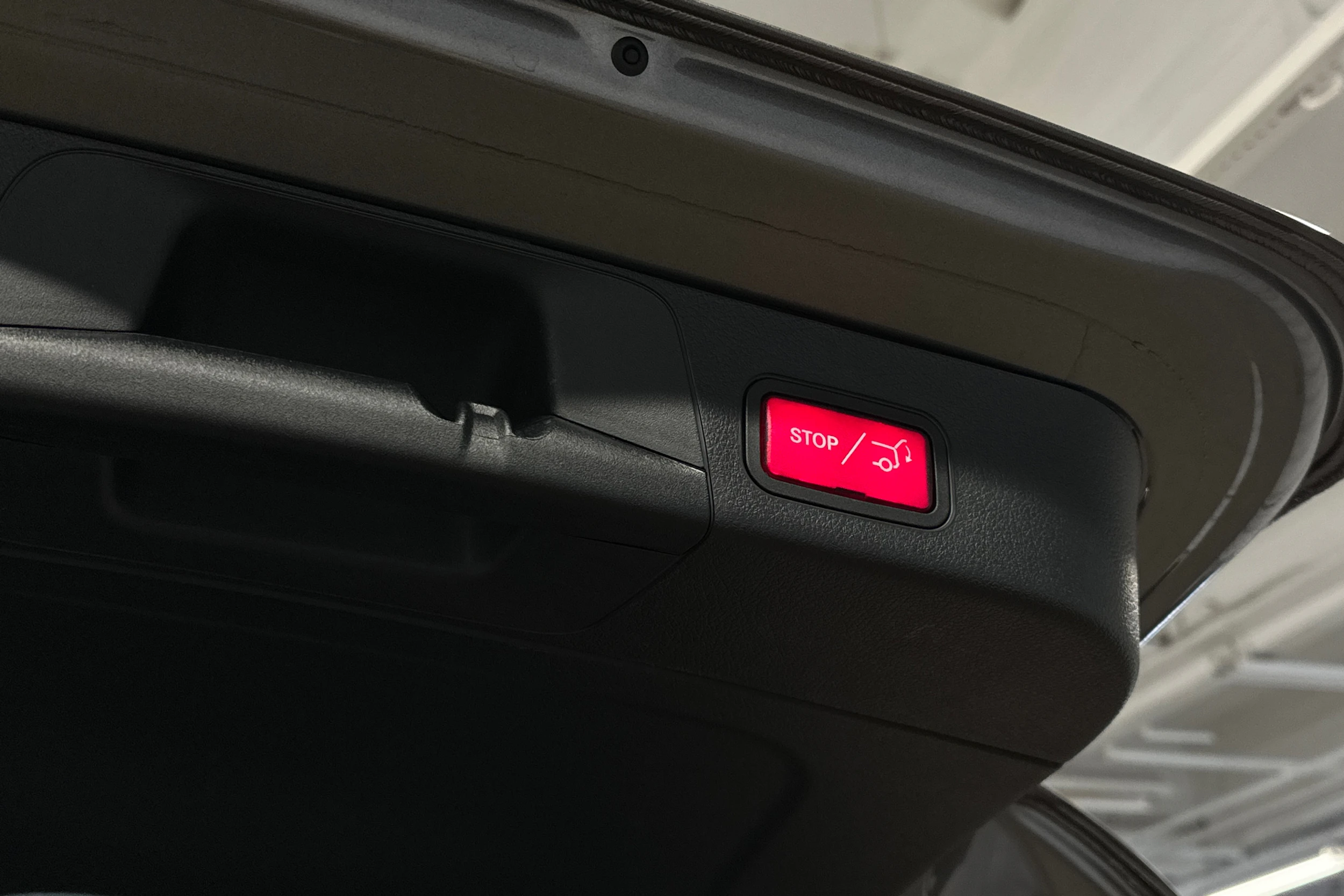 harmaa Mercedes-Benz EQB 2024 kuva 12.