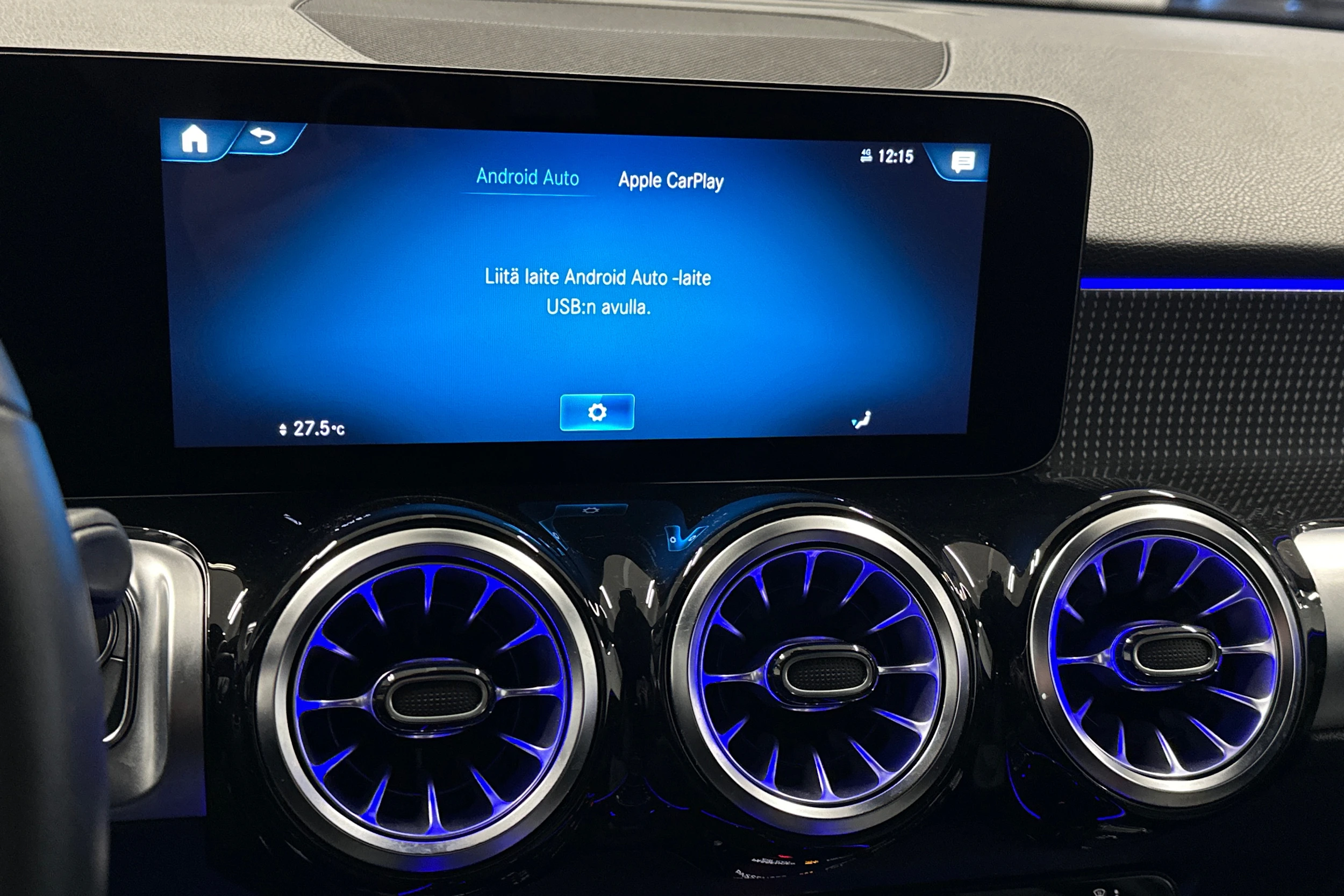 harmaa Mercedes-Benz EQB 2024 kuva 20.