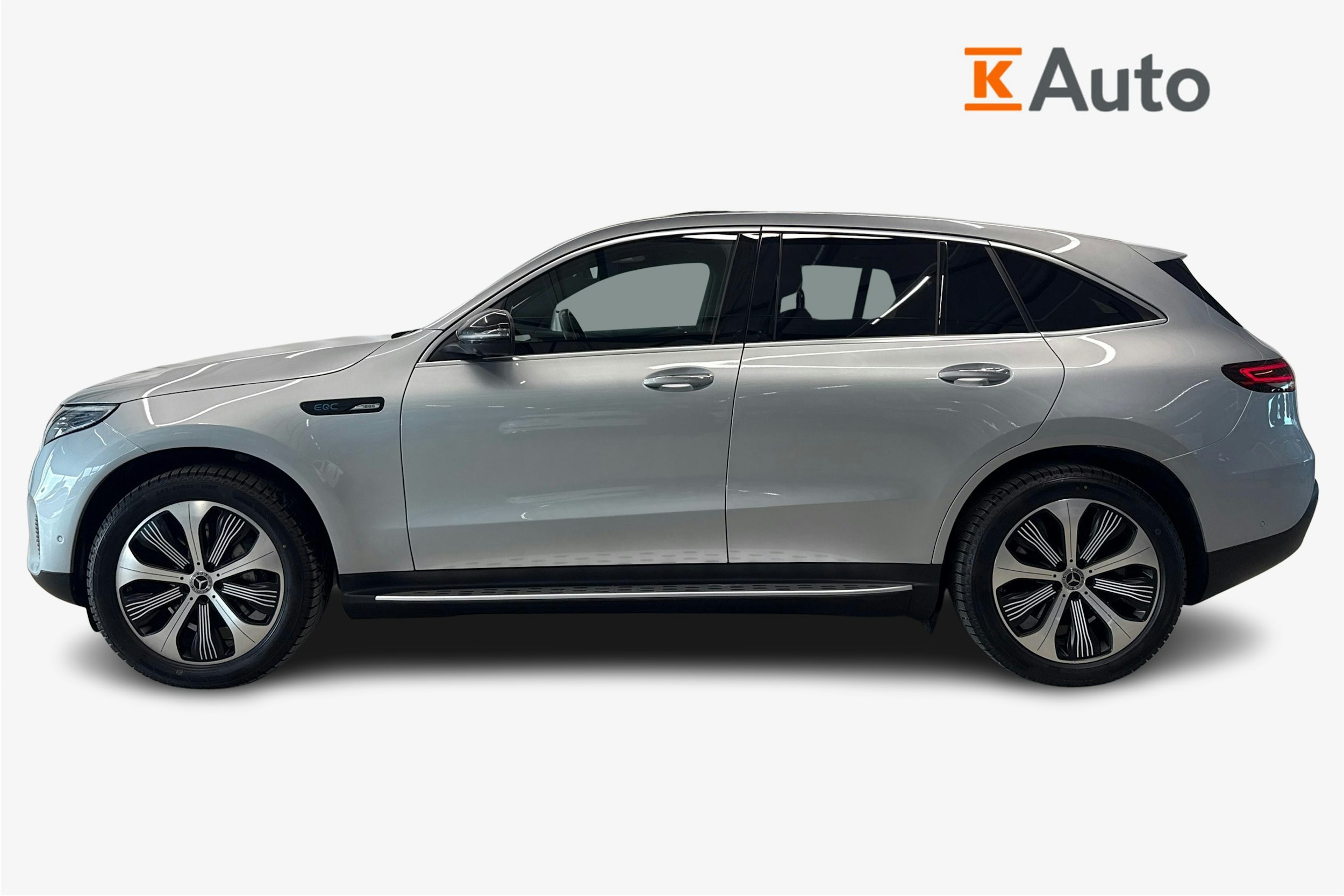 harmaa Mercedes-Benz EQC 2019 kuva 6.