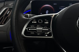 harmaa Mercedes-Benz EQC 2019 kuva 16.