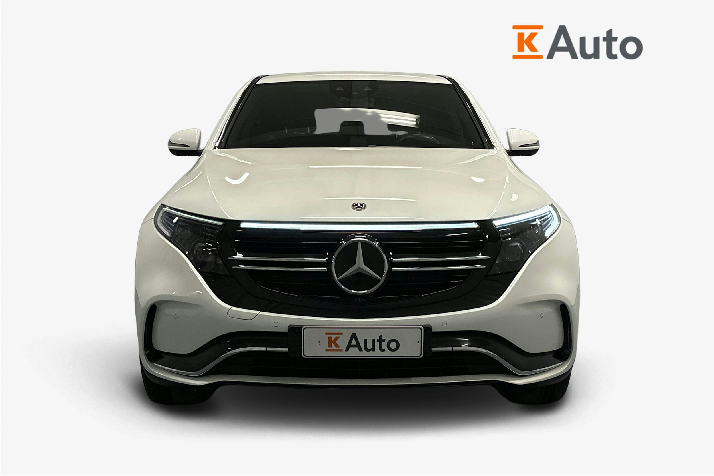 valkoinen Mercedes-Benz EQC 2020 kuva 5.