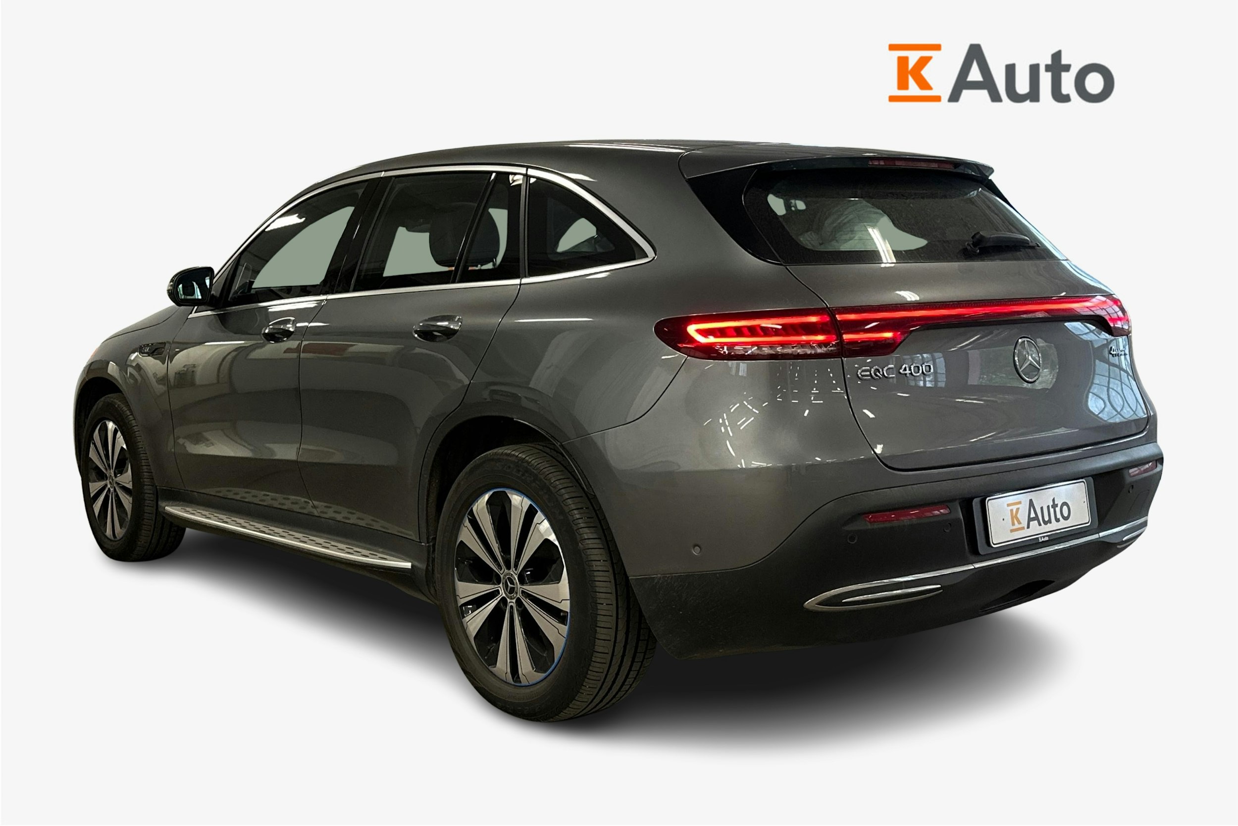 harmaa Mercedes-Benz EQC 2020 kuva 2.