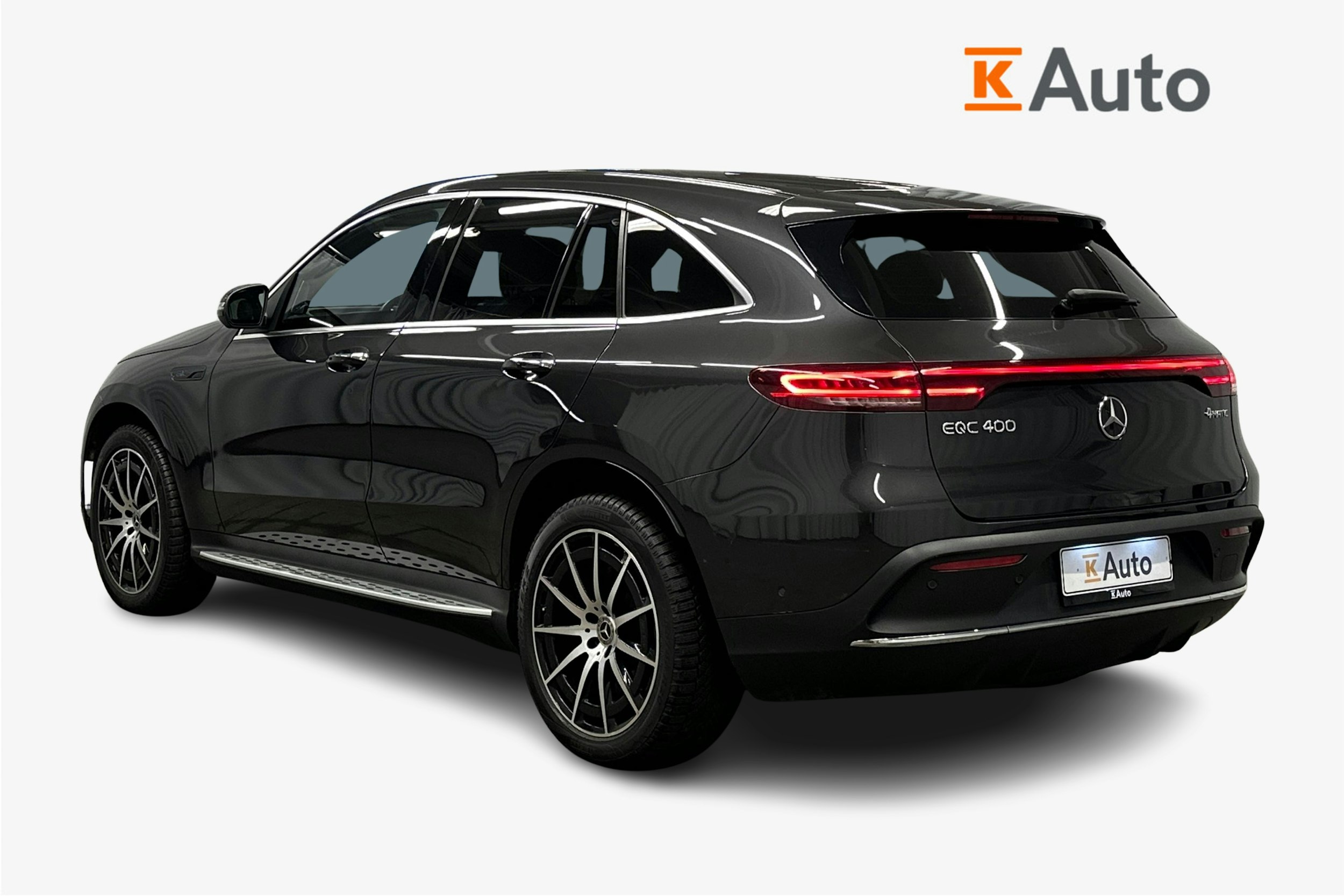 harmaa Mercedes-Benz EQC 2020 kuva 2.