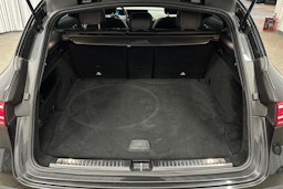 harmaa Mercedes-Benz EQC 2020 kuva 14.