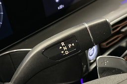 harmaa Mercedes-Benz EQC 2020 kuva 23.