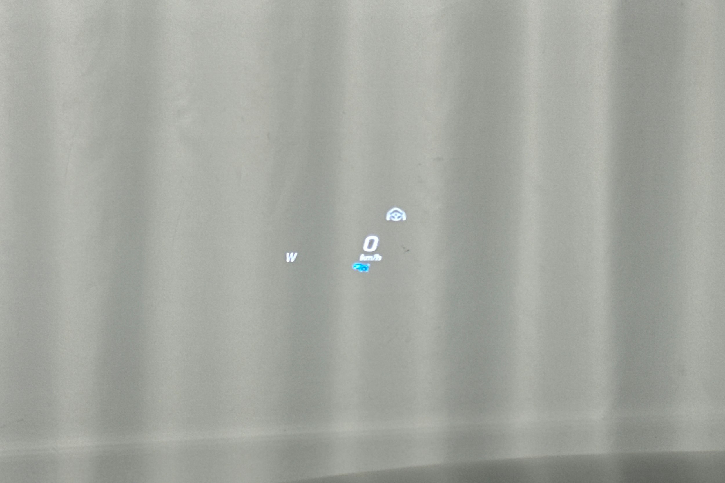 harmaa Mercedes-Benz EQC 2020 kuva 25.