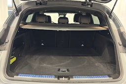 harmaa Mercedes-Benz EQC 2020 kuva 15.