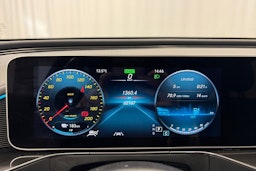 harmaa Mercedes-Benz EQC 2020 kuva 16.