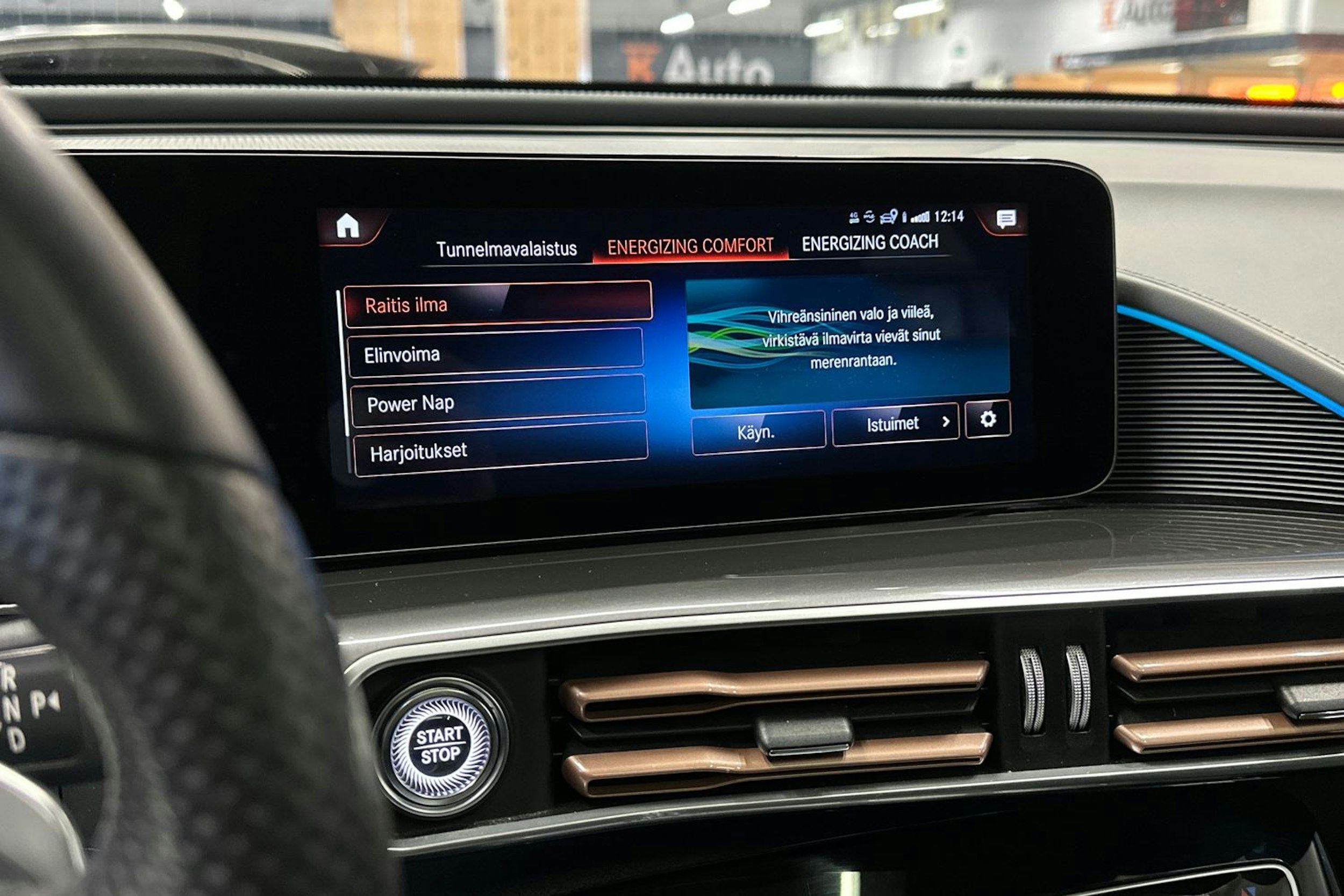 harmaa Mercedes-Benz EQC 2020 kuva 21.