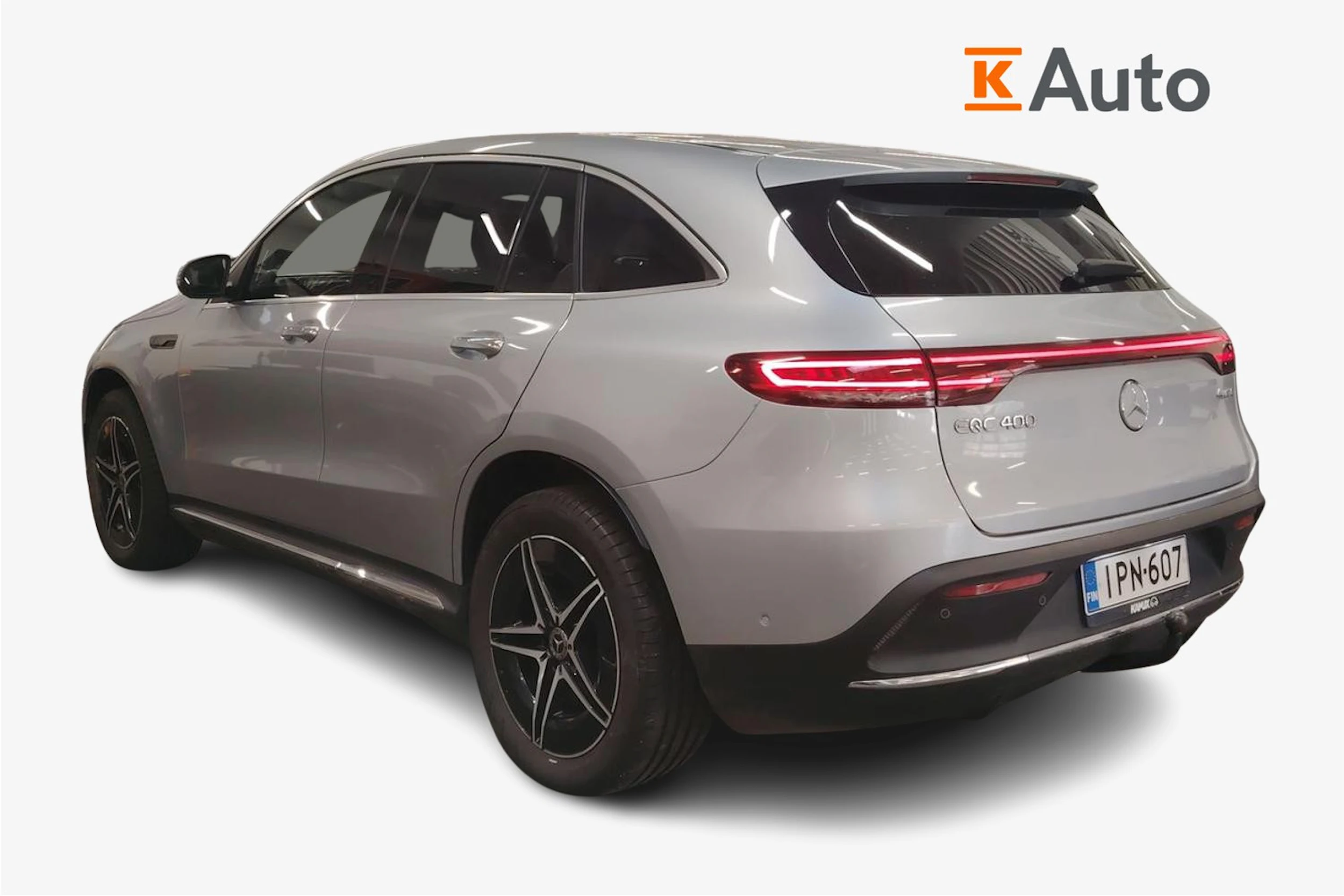 harmaa Mercedes-Benz EQC 2020 kuva 2.