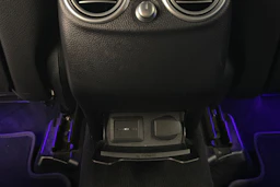 harmaa Mercedes-Benz EQC 2020 kuva 16.