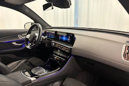 harmaa Mercedes-Benz EQC 2020 kuva 31.