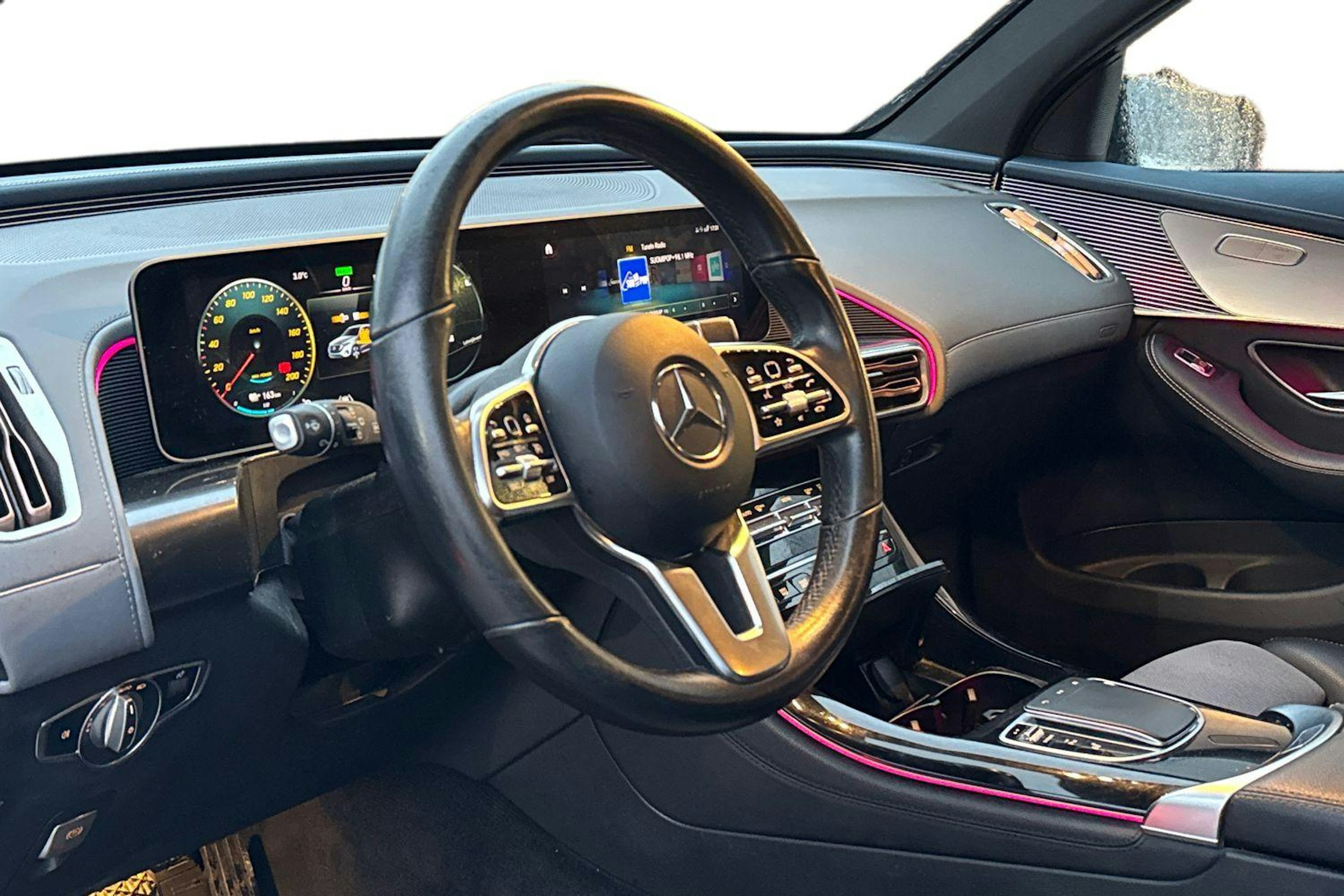 hopea Mercedes-Benz EQC 2020 kuva 3.