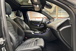 harmaa Mercedes-Benz EQC 2020 kuva 14.