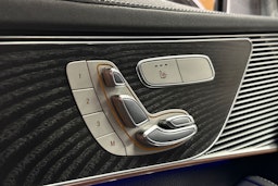 harmaa Mercedes-Benz EQC 2020 kuva 29.